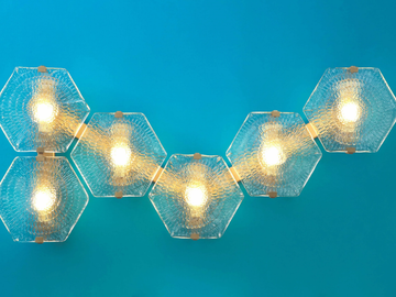 HEXXA WALL LIGHT 06 - LED glass wall lamp by Patinas Lighting - view 3